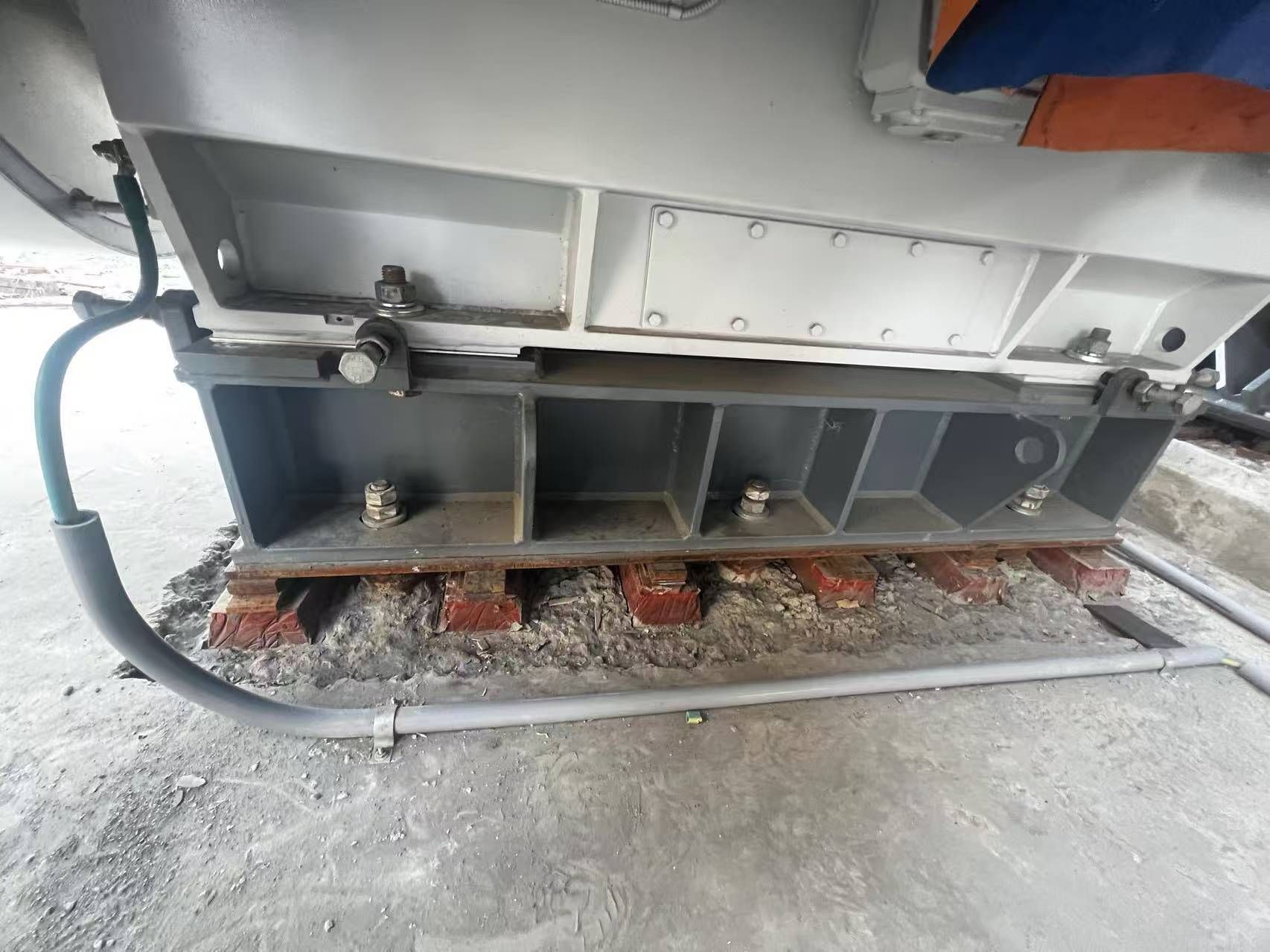 Secondary Grouting and Curing of Fan Anchor Bolts